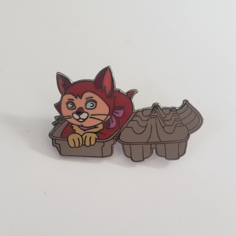SOLD Alice in Wonderland Dinah Fantasy Pin